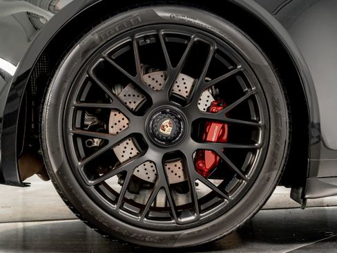 Used 2016 Porsche 911 Cabriolet image 37