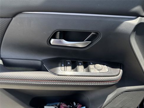 New 2026 Nissan Kicks SR FWD image 17