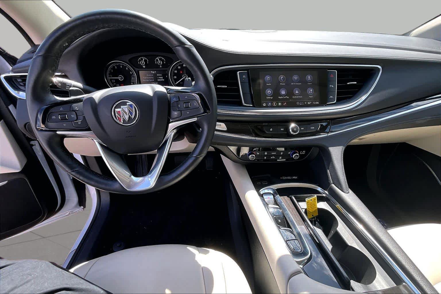 Used 2024 Buick Enclave Essence FWD image 30