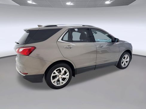 Used 2018 Chevrolet Equinox Premier AWD/4WD image 9