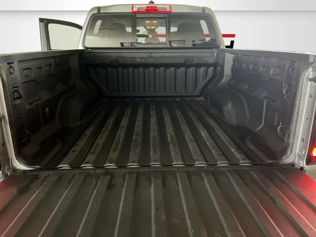 Used 2025 GMC Canyon Elevation w/ Technology Package AWD/4WD image 26