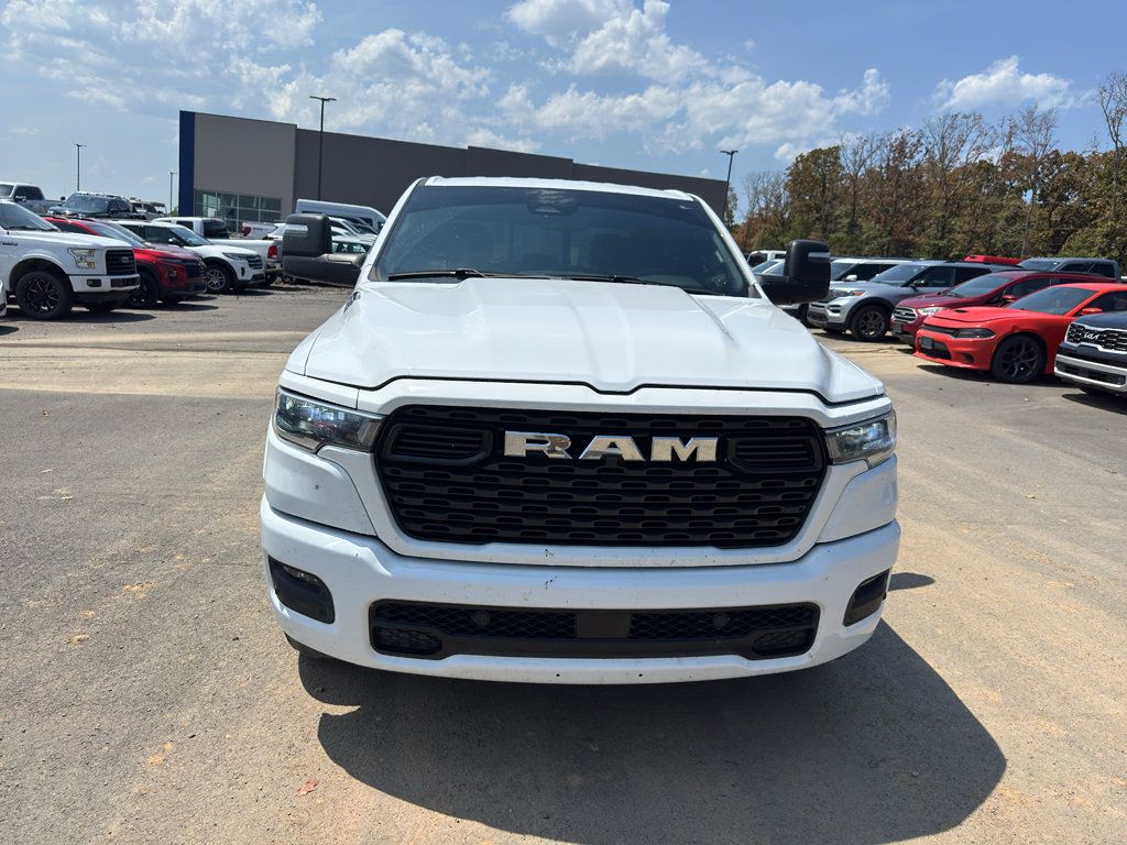 Used 2025 RAM 1500 Big Horn AWD/4WD image 2