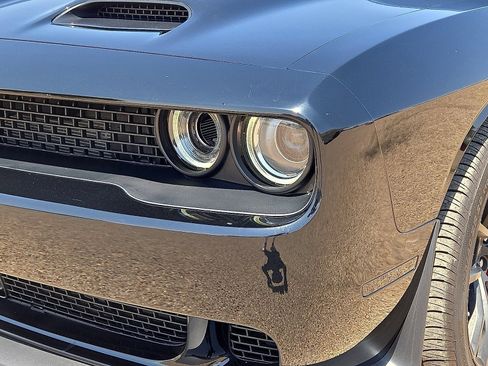 Used 2023 Dodge Challenger SRT Hellcat RWD image 9