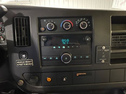 Used 2013 Chevrolet Express 1500 RWD image 12