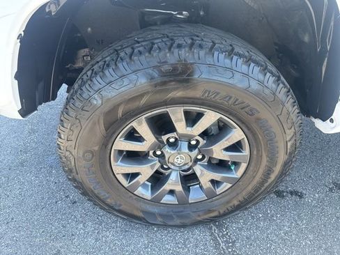 Used 2023 Toyota Tacoma SR5 image 12