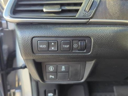 Used 2021 Honda Accord Touring image 9
