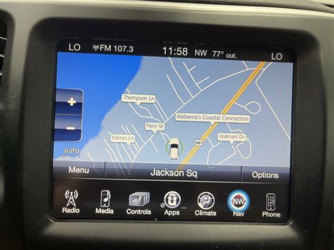 Used 2015 Jeep Cherokee Limited w/ Luxury Group FWD image 12