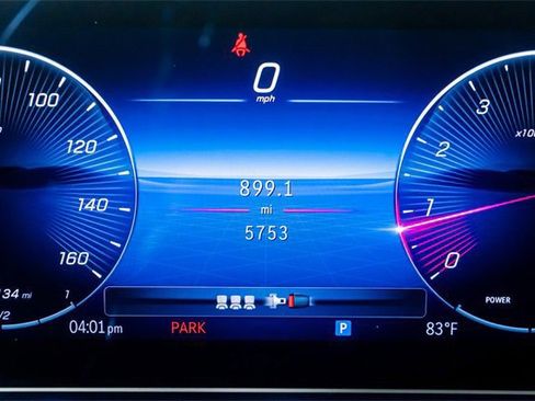 Used 2024 Mercedes-Benz GLE 450 4MATIC w/ Winter Package image 23