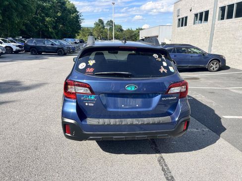 Used 2019 Subaru Outback 2.5i Premium w/ Popular Package #2 AWD/4WD image 8