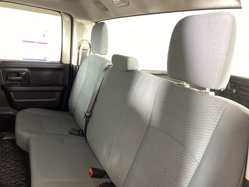 Used 2018 RAM 1500 Express w/ Express Value Package image 30