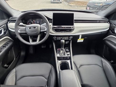 New 2026 Jeep Compass Limited image 2