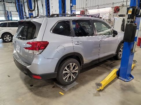 Used 2023 Subaru Forester Limited w/ Popular Package #2 AWD/4WD image 6