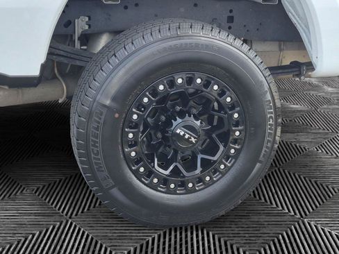 Used 2025 Ford F250 XL AWD/4WD image 34