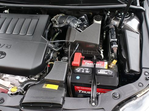 Used 2013 Toyota Avalon Limited image 41