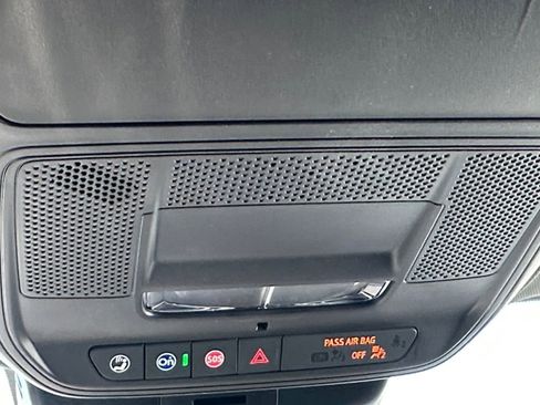 New 2026 Chevrolet Traverse LT w/ Driver Confidence Package FWD image 18