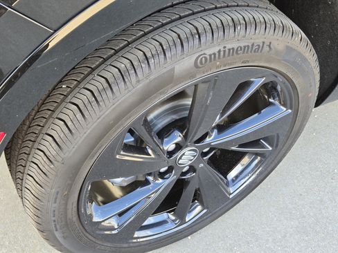 New 2025 Buick Envision Sport Touring image 6