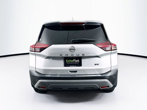 Used 2022 Nissan Rogue SV image 7