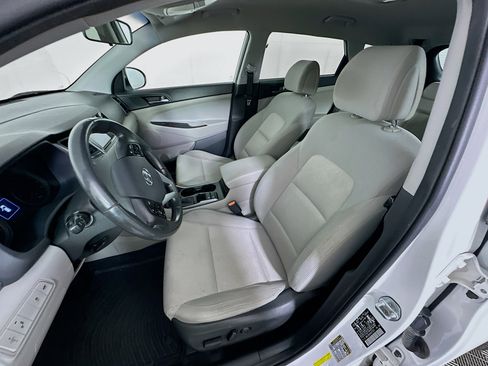 Used 2017 Hyundai Tucson Sport FWD image 13