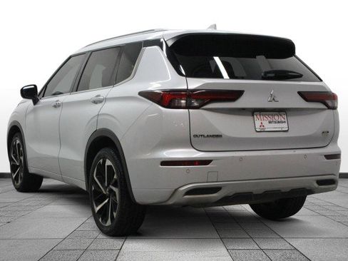 Used 2022 Mitsubishi Outlander SEL image 5