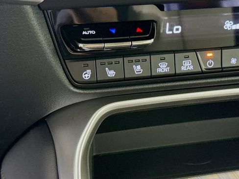 New 2026 MAZDA CX-90 3.3 Turbo w/ Preferred Package AWD/4WD image 19
