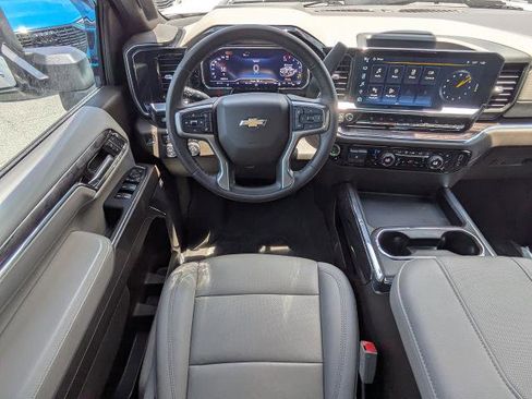 Used 2024 Chevrolet Silverado 2500 LTZ w/ LTZ Plus Package AWD/4WD image 16
