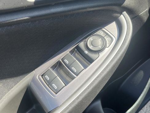 Used 2023 Chevrolet Malibu RS image 13