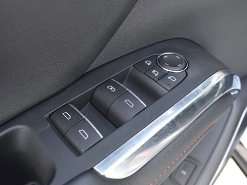 Used 2025 Chevrolet Traverse RS w/ LPO, Floor Liner Package image 13