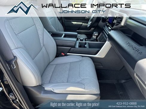 Used 2024 Toyota Tundra SR5 w/ SR5 Premium Package AWD/4WD image 37