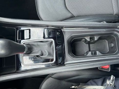 Used 2024 Jeep Compass Latitude image 22