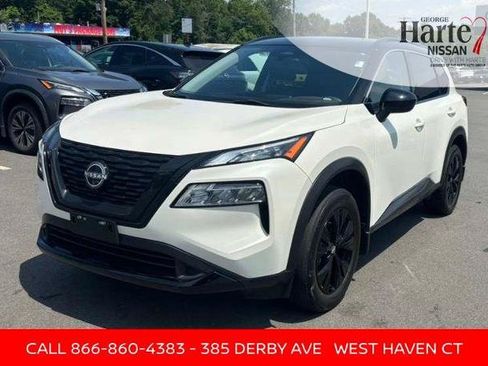 Certified 2023 Nissan Rogue SV w/ SV Premium B Package AWD/4WD image 3