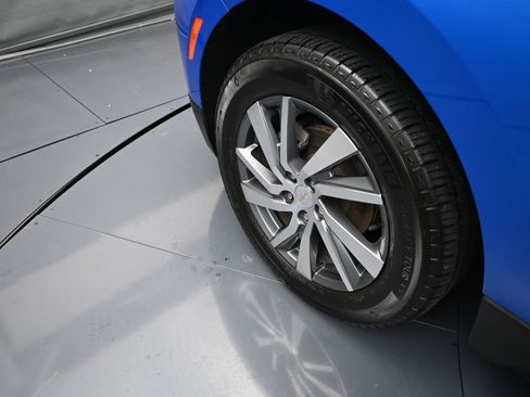 Used 2024 Chevrolet Equinox LT image 32