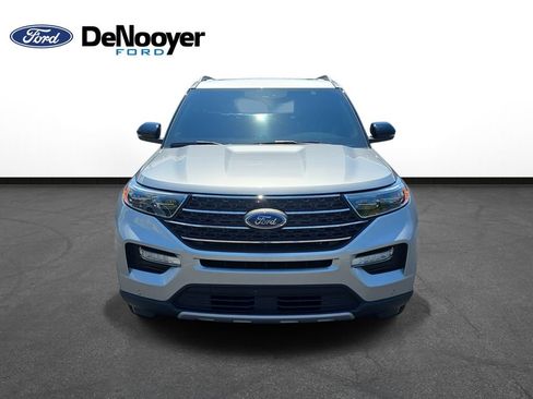 Used 2024 Ford Explorer XLT w/ Equipment Group 202A AWD/4WD image 2