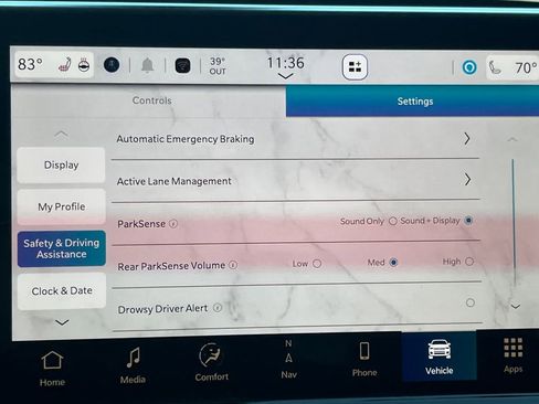 New 2025 Jeep Compass Limited w/ Elite Group image 14