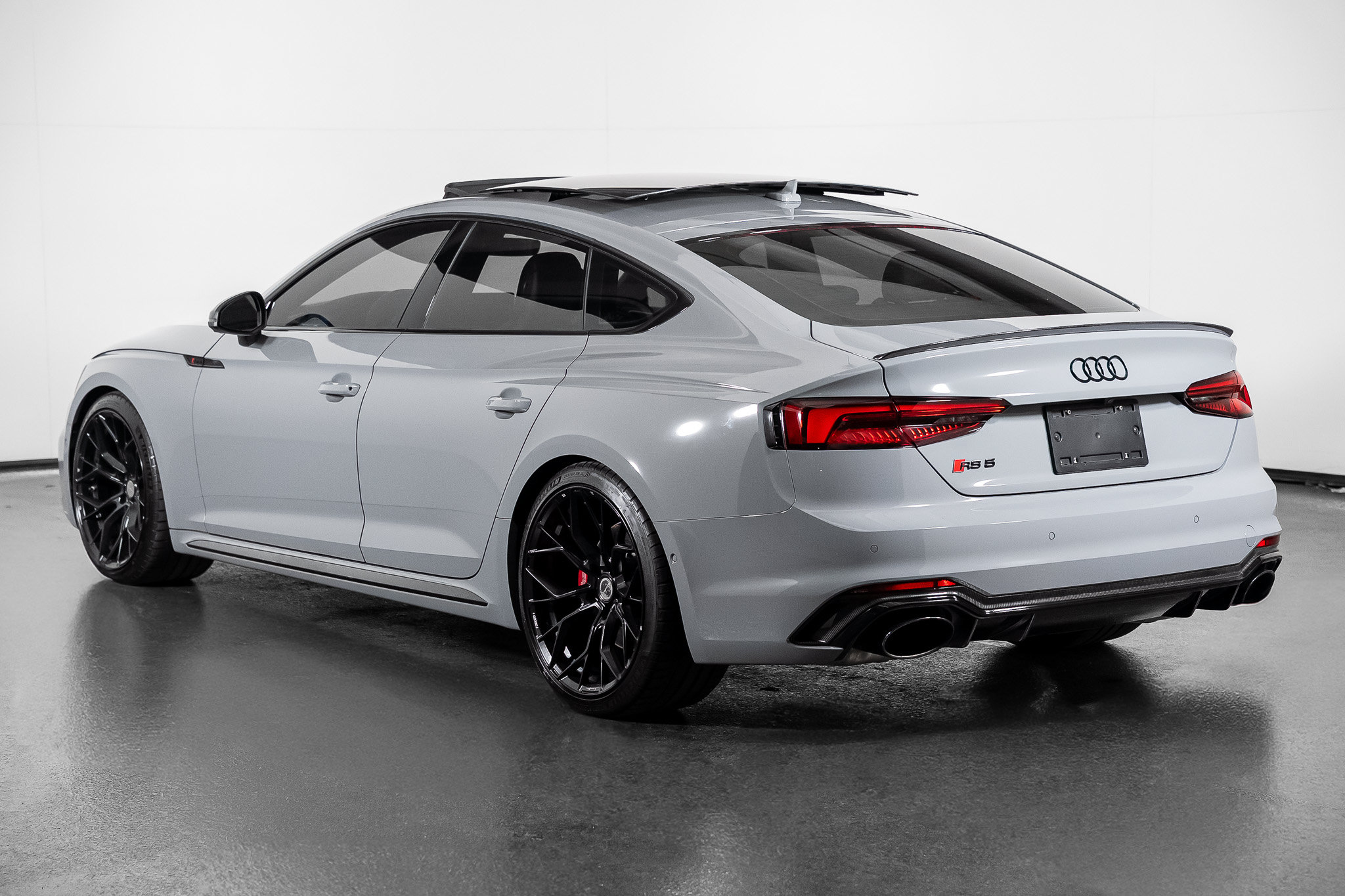 Used 2019 Audi RS 5 Sportback AWD/4WD image 23