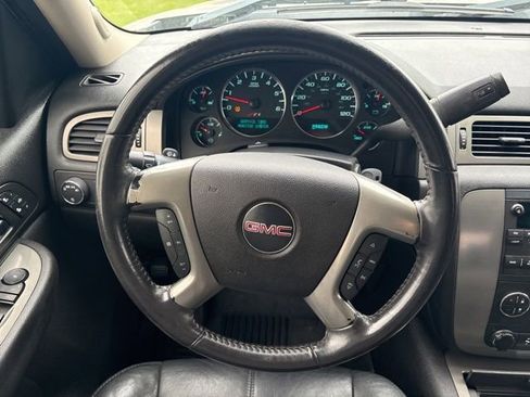 Used 2009 GMC Sierra 1500 SLT w/ All-Terrain Package AWD/4WD image 20