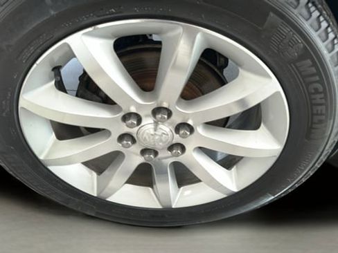 Used 2014 Buick Enclave Premium w/ Trailering Provision Package image 8