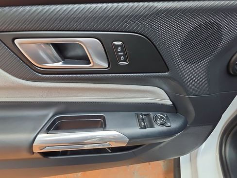 Used 2024 Ford Mustang Coupe image 14