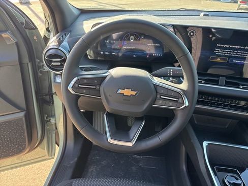 New 2026 Chevrolet Equinox LT w/ Safety and Technology Package AWD/4WD image 16