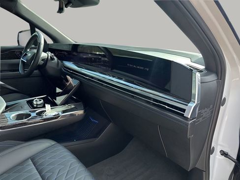 Used 2025 Cadillac Escalade IQ Sport 1 image 14