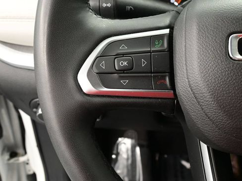 Used 2025 Jeep Compass Limited AWD/4WD image 38