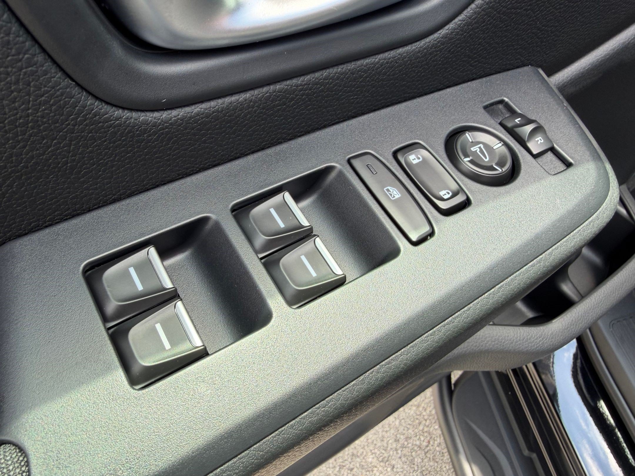 New 2026 Honda Pilot Sport image 24