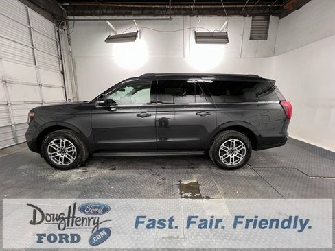 New 2026 Ford Expedition Max Active image 4
