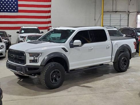 Used 2018 Ford F150 Raptor w/ Equipment Group 802A Luxury image 46