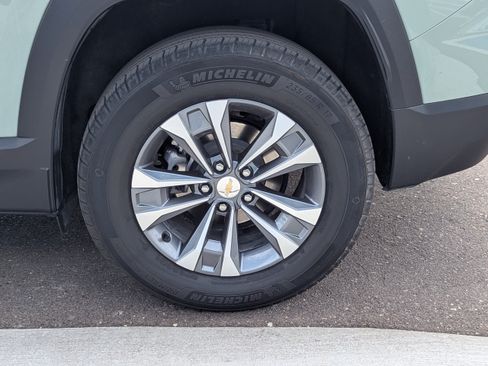 Certified 2025 Chevrolet Equinox LT AWD/4WD image 45