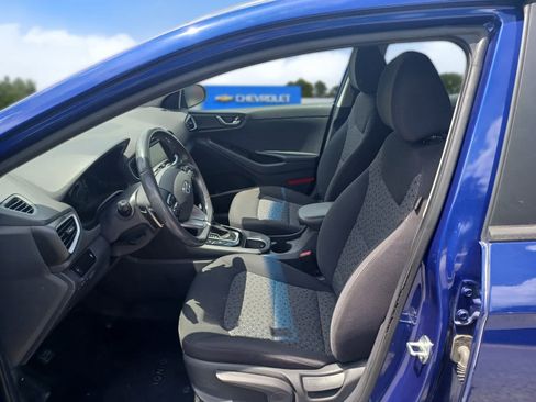 Used 2019 Hyundai Ioniq Plug-In Hybrid FWD image 7