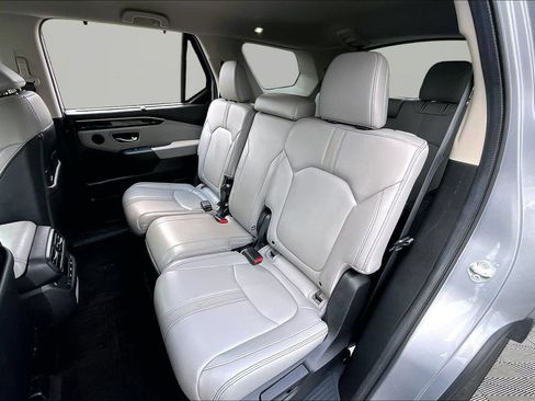 Used 2024 Honda Pilot EX-L image 18