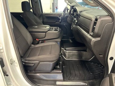 Used 2024 Chevrolet Silverado 3500 LT w/ Convenience Package AWD/4WD image 38