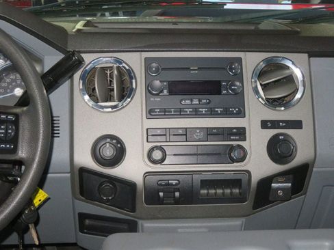 Used 2012 Ford F250 XLT w/ XLT Premium Pkg AWD/4WD image 40