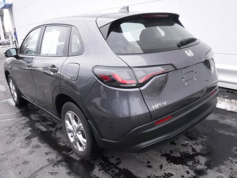 Used 2023 Honda HR-V LX image 9