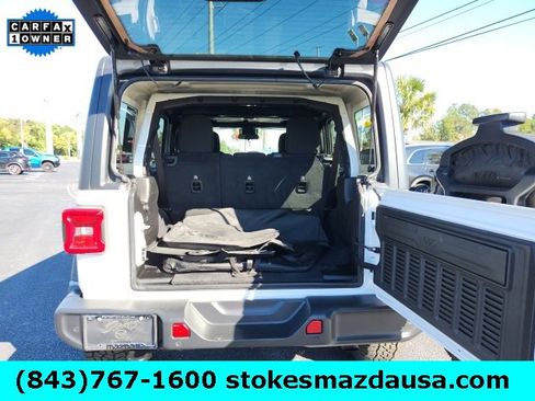 Used 2020 Jeep Wrangler Unlimited Willys image 24